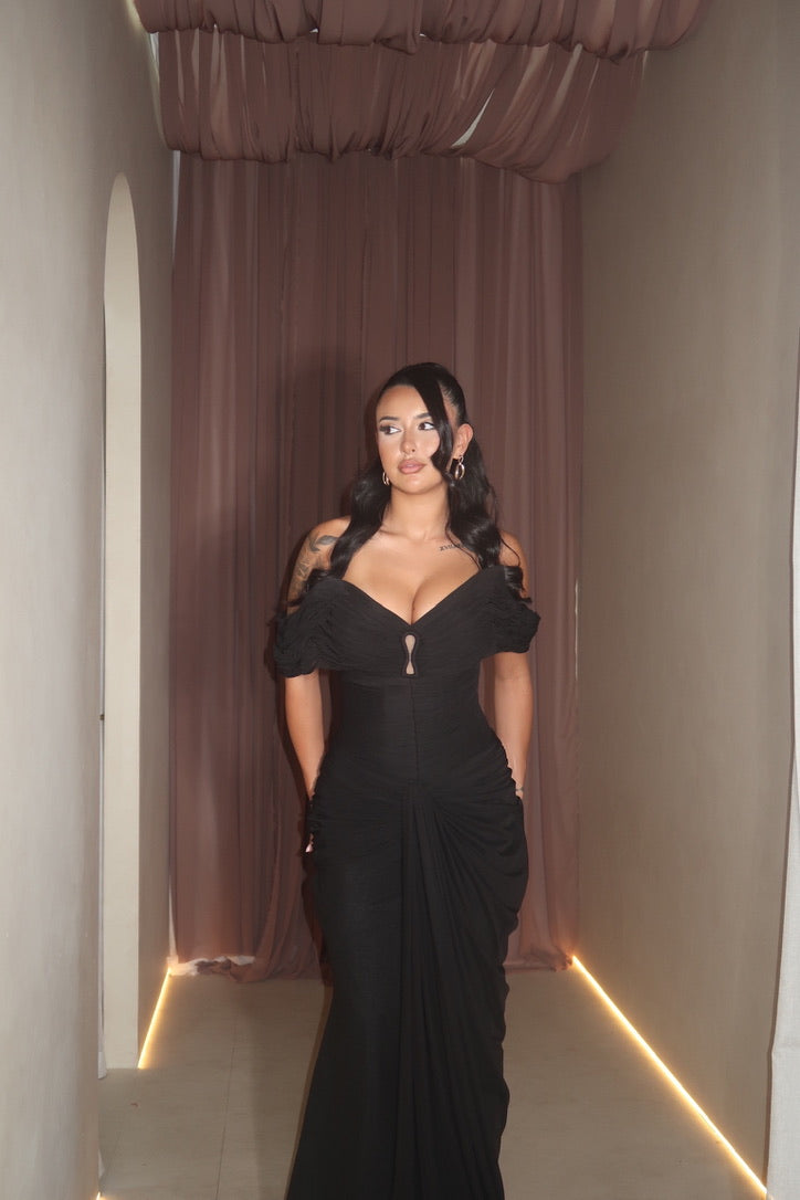 Nira Gown in black by THH