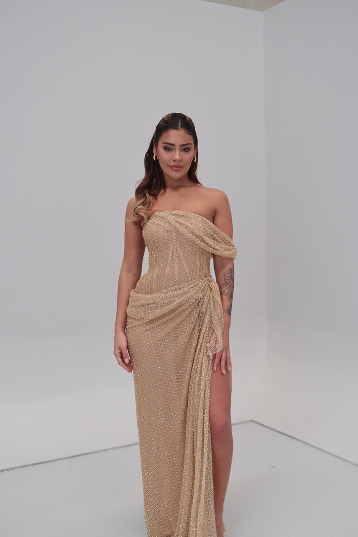 Maven gown